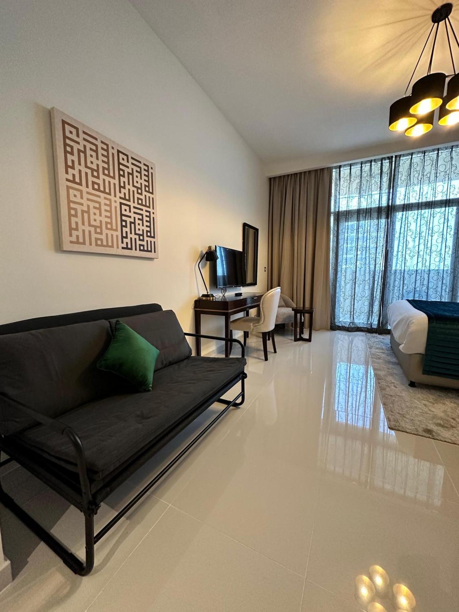 Your Perfect Stay In Jvc Dubai Exteriör bild
