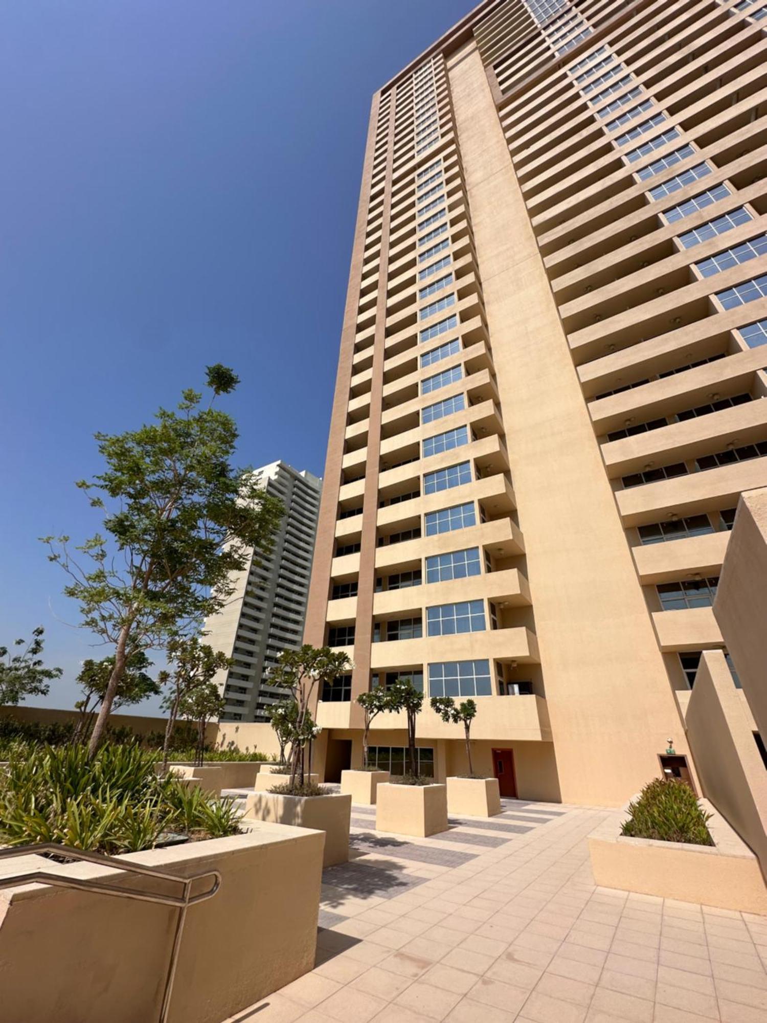 Your Perfect Stay In Jvc Dubai Exteriör bild